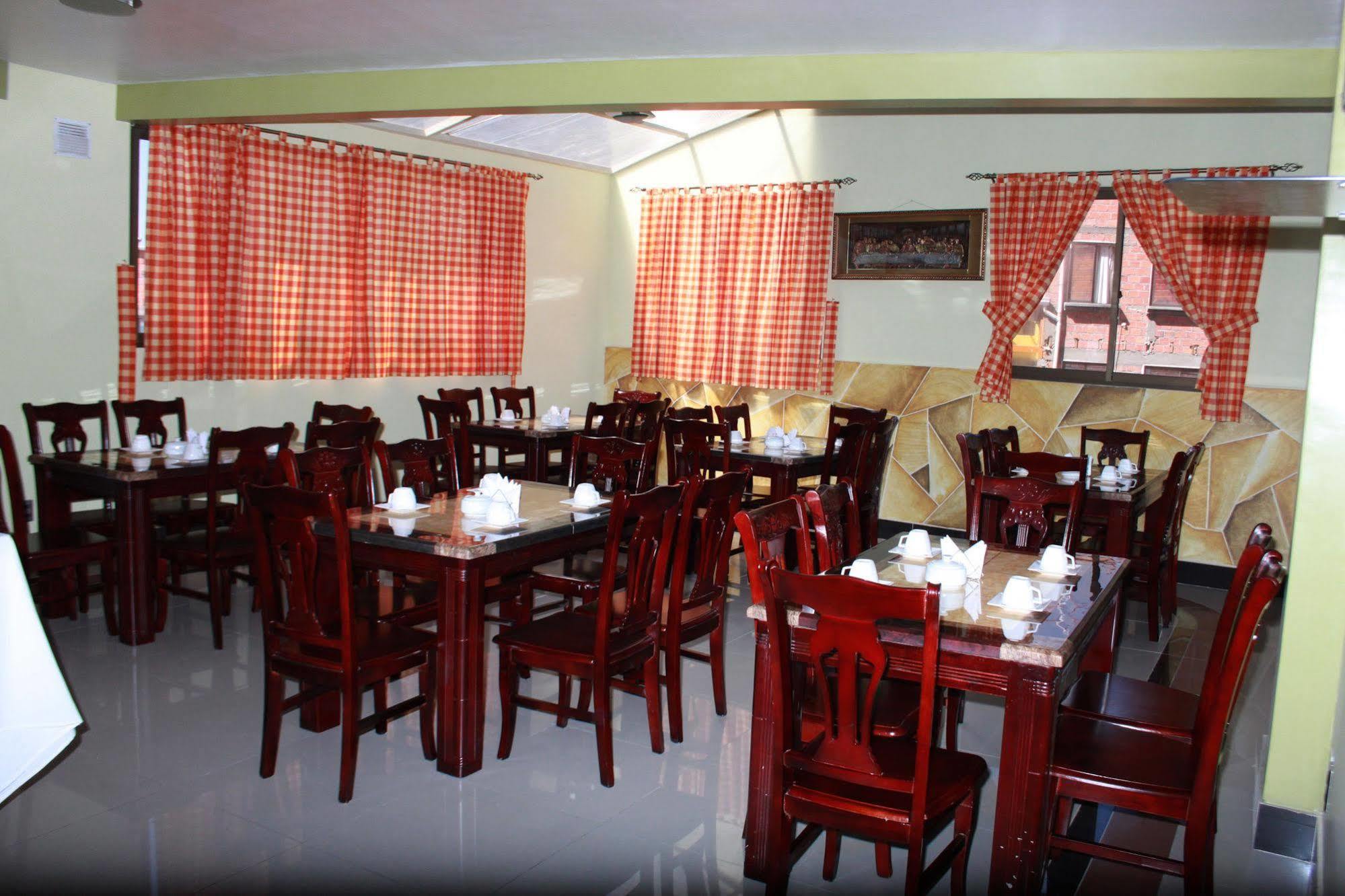 Golden Palace لاباز المظهر الخارجي الصورة