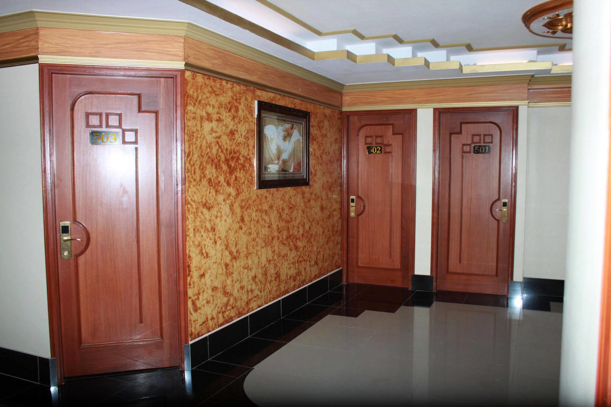 Golden Palace لاباز المظهر الخارجي الصورة